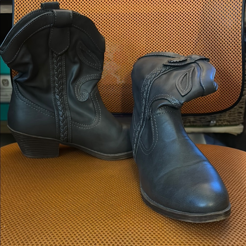 Black Leather Boots